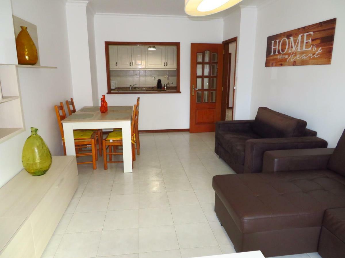 Apartamentos Carolino Monte Gordo Exterior photo