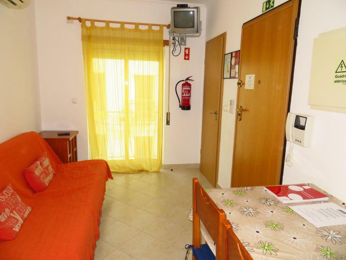 Apartamentos Carolino Monte Gordo Exterior photo